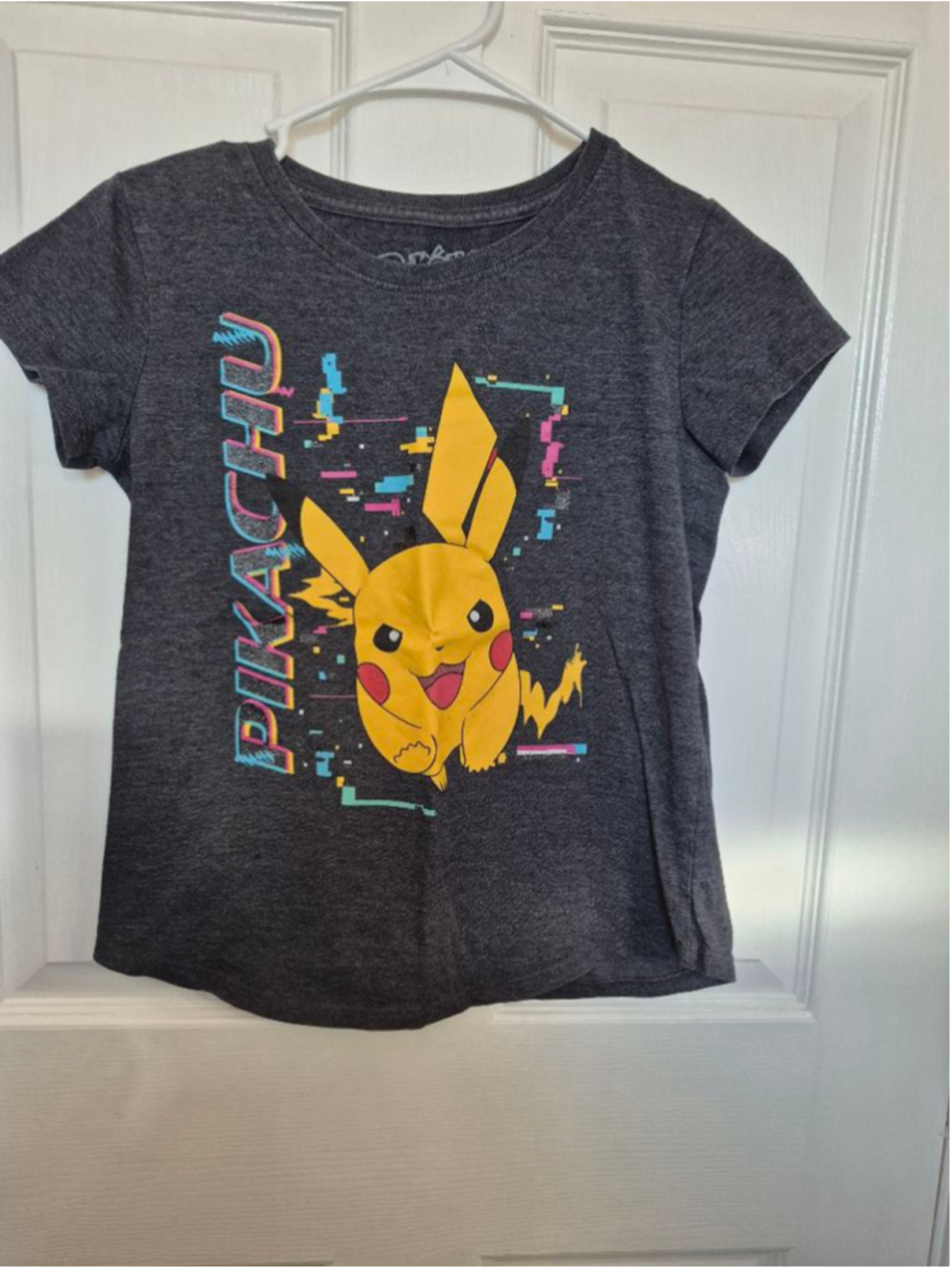 Girls Pokemon Gray Pikachu Short Sleeve Tee L